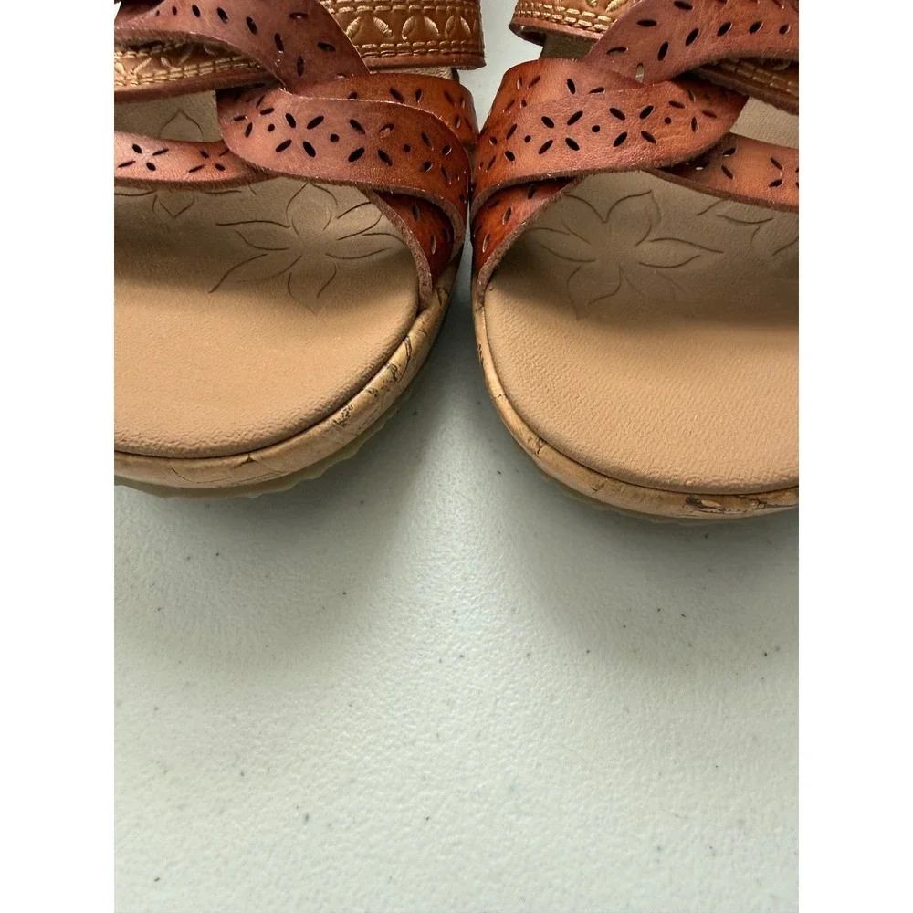 Skechers Cali Luxe Foam Womens Brown Strappy Cork Wedge Sandals Sz 8